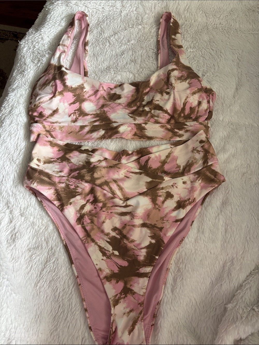 AERIE 2 PIECE BIKINI BATHING SUIT in Size Medium